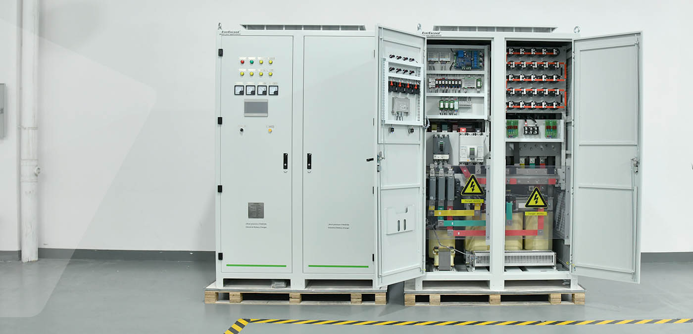 Bộ sạc công nghiệp cao cấp uXcel 110V8181A cho dự án cải tạo trạm biến áp